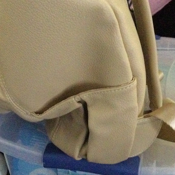 Lambert - Picture 6 of 7